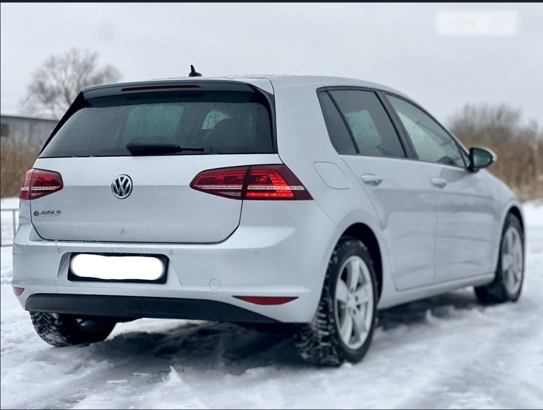 Продам volkswagen e-golf 24.2 кВт