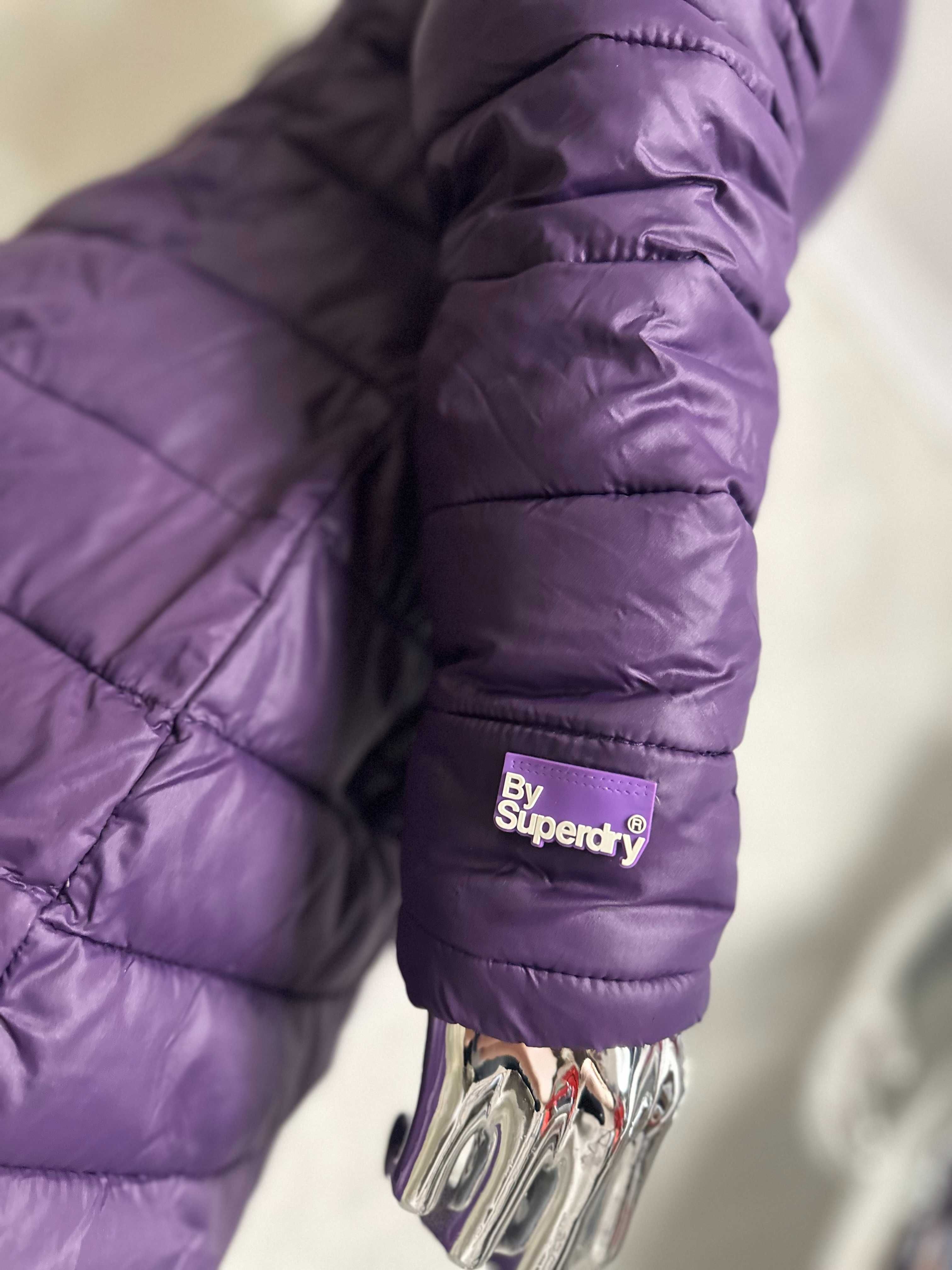 Zimowa Kurtka Damska SuperDry rozmiar. M
