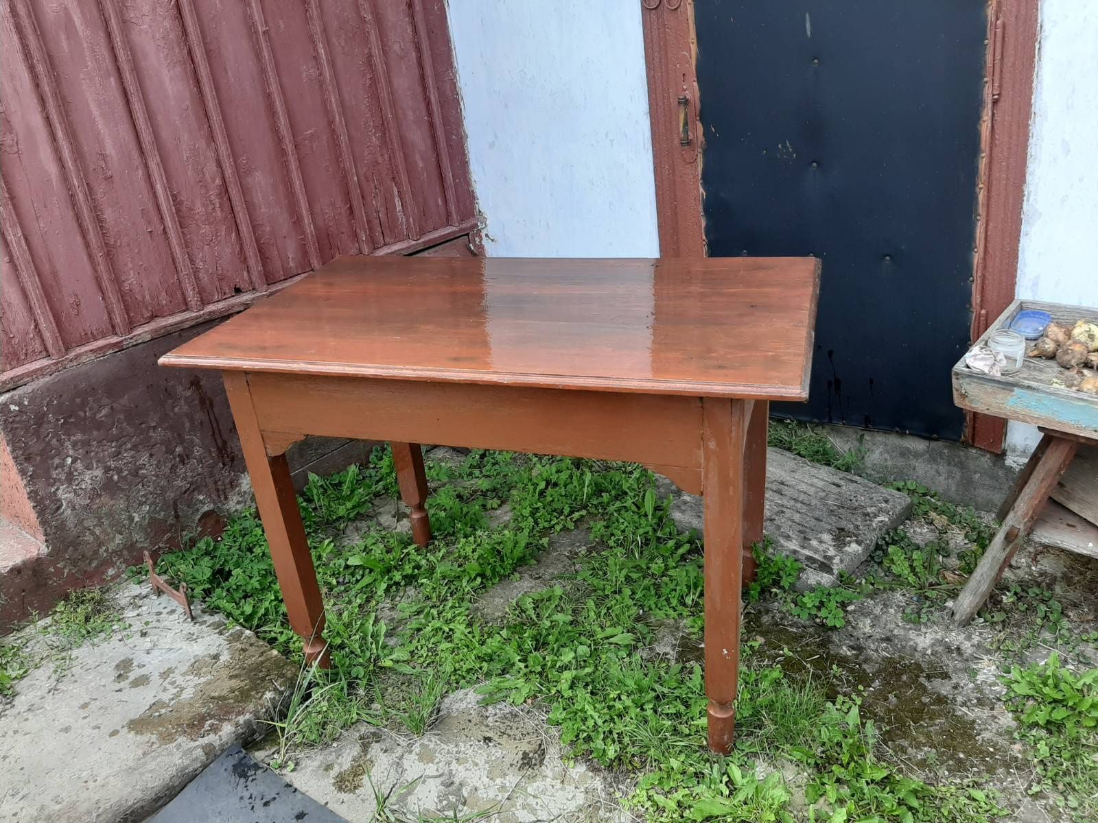 Продам дерев'яний стіл