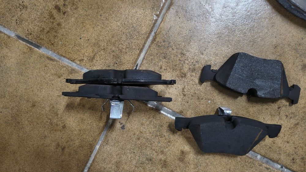 Travagem Ferodo BMW - 300mm (com 15 mil km's)