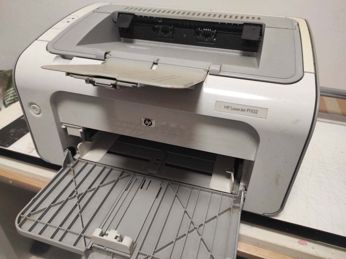 Impressora HP LaseJjet 1102