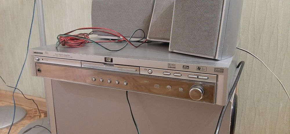 Музичний центр Medion