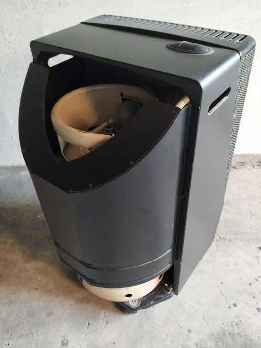 Aquecedor a gás - Galp Gás / Garrafeira para 100 garrafas