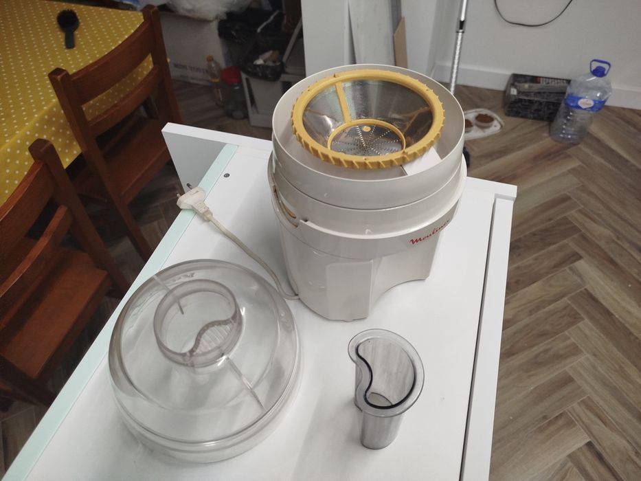 Máquina para sumos liquidificadora