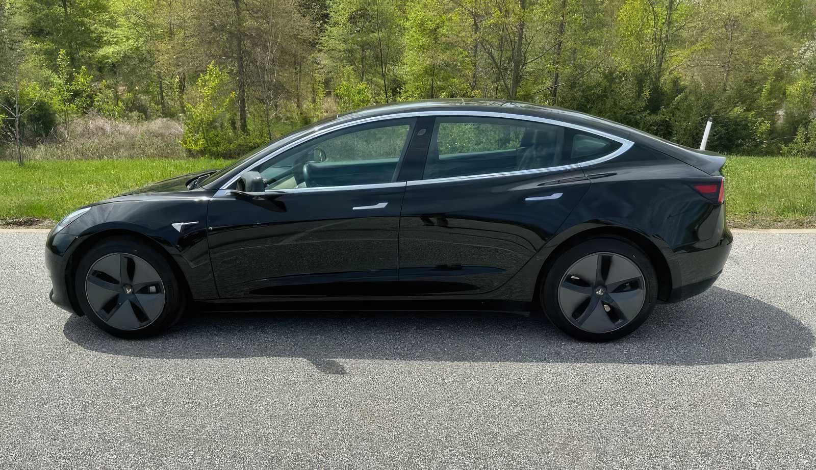 2019 Tesla Model 3 Standard Range