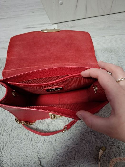 Furla через плече