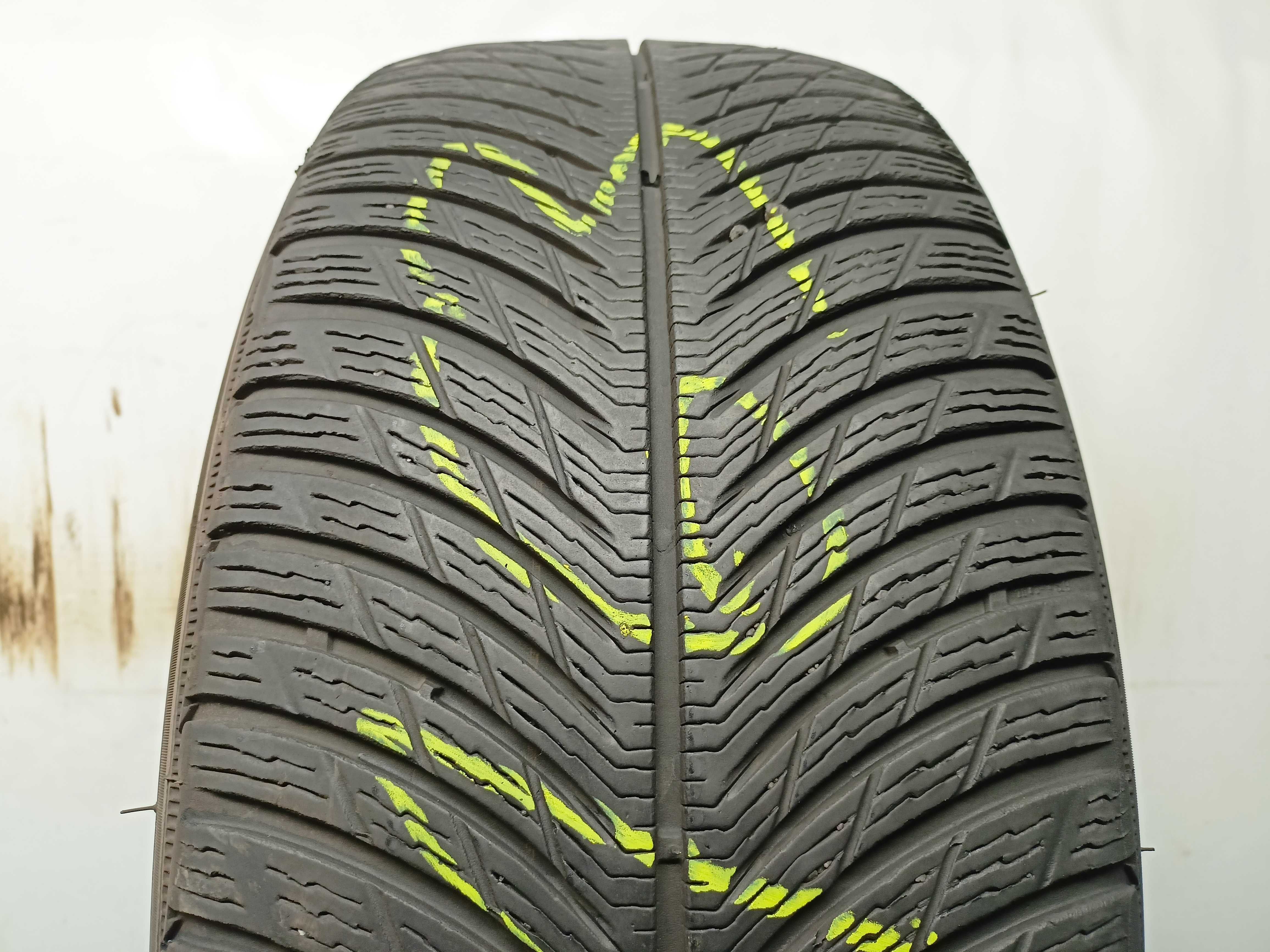 Michelin Alpin 5 245/45/19 2023r. 102V 5,9mm (163)