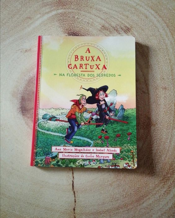 Livro "ABruxa Cartuxa na Floresta dos Segredos"