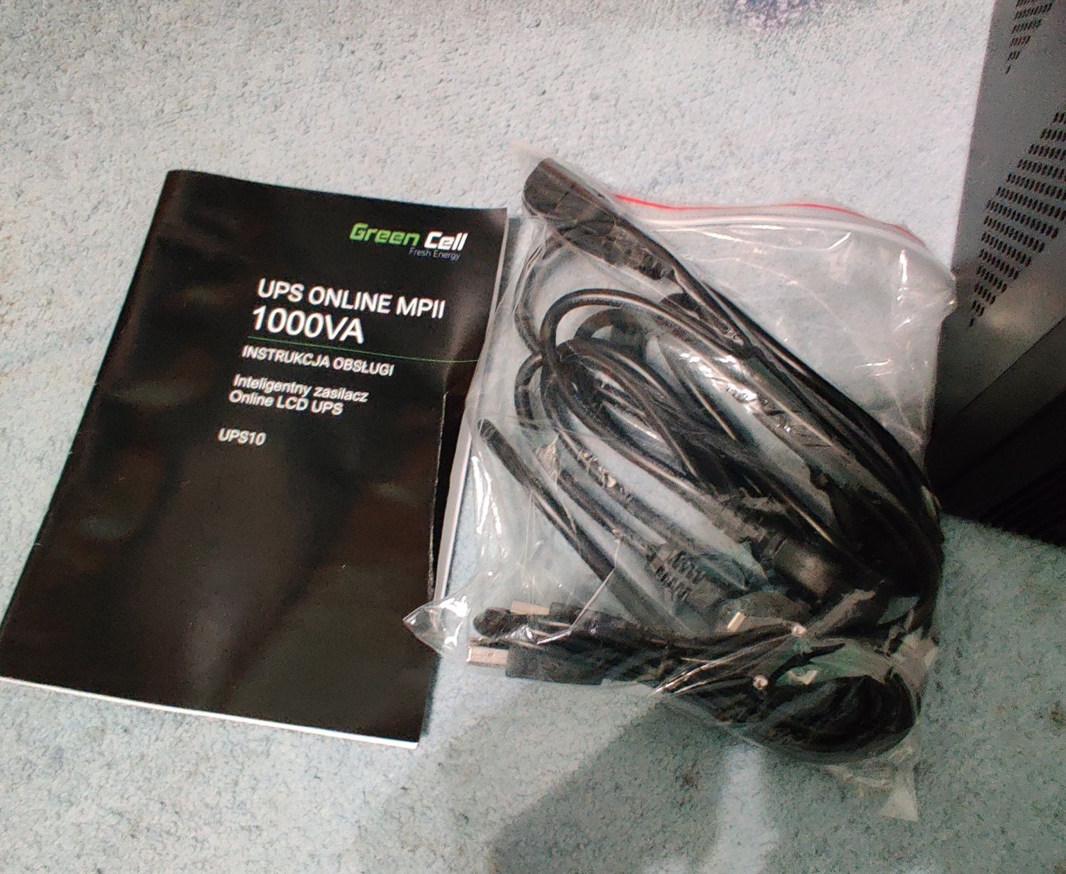 джерело безперебійного живлення (UPS) Green Cell MPII 1000VA (UPS10)