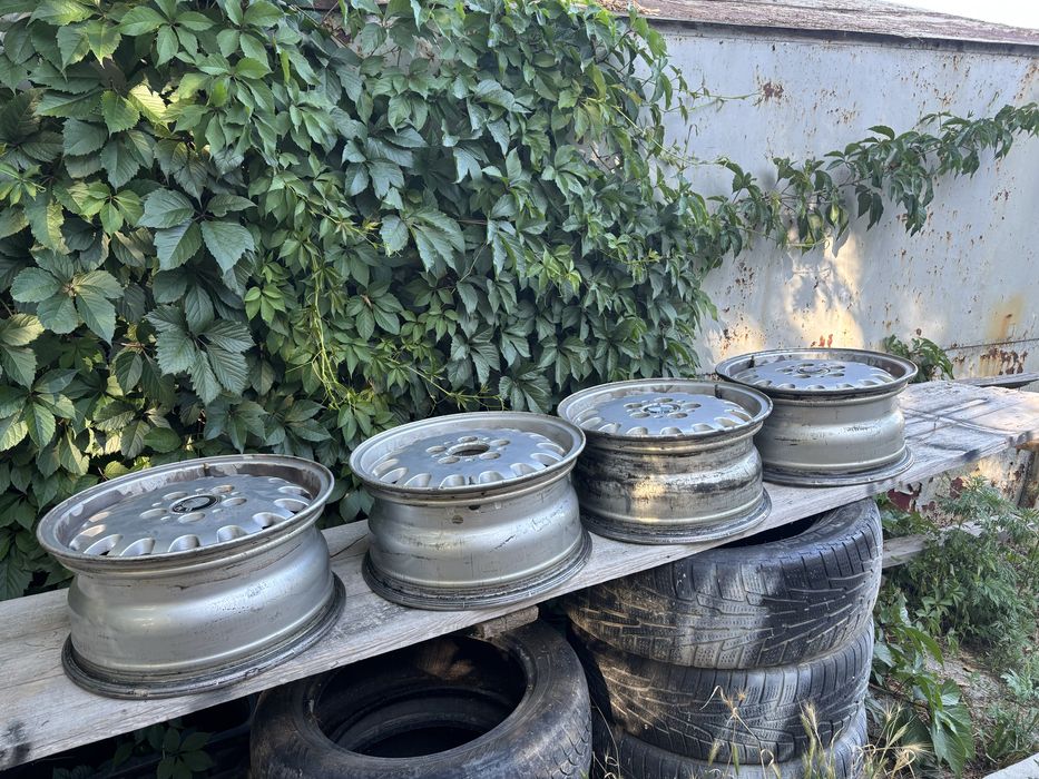 Продам диски с бмв е34 4 шт