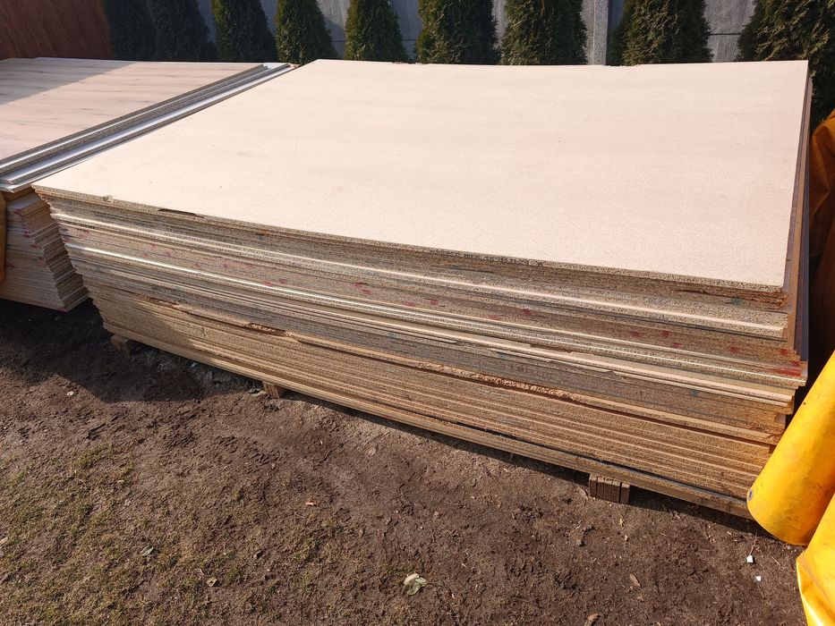 Płyta wiórowa szara (surowa) 18mm