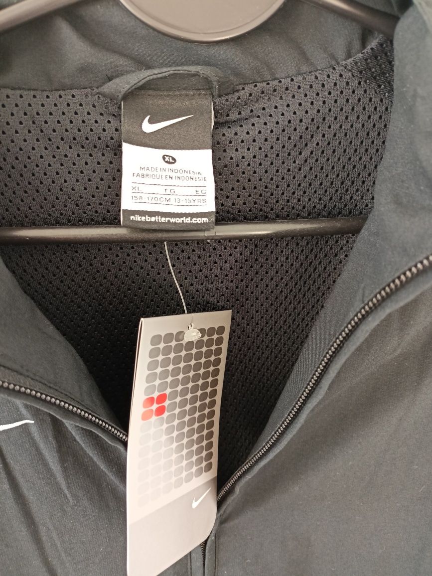 Kurtka sportowa Nike