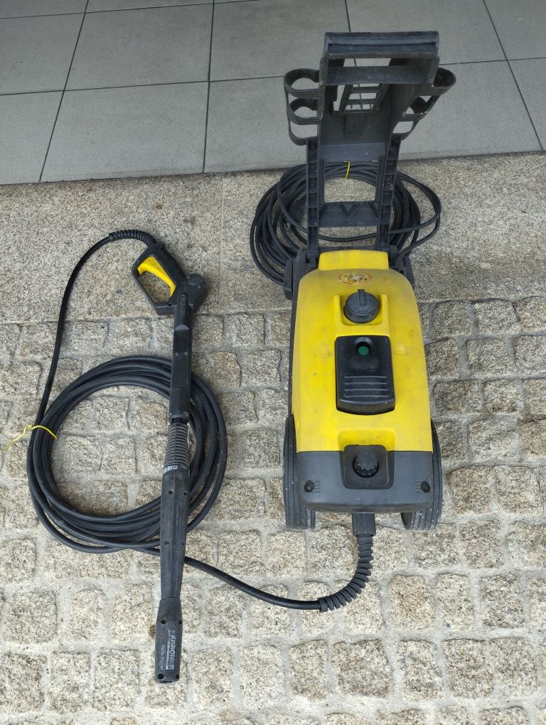 Karcher 620 m. 130 . Bares.