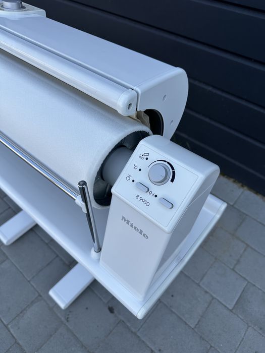 Гладильний каток Miele B995/Пара!