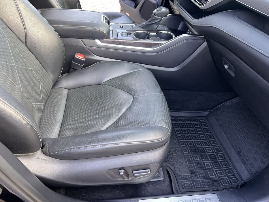 Toyota Highlander Hybrid 2021 | Офіційний |Чорний 47 пробіг. 1 власник