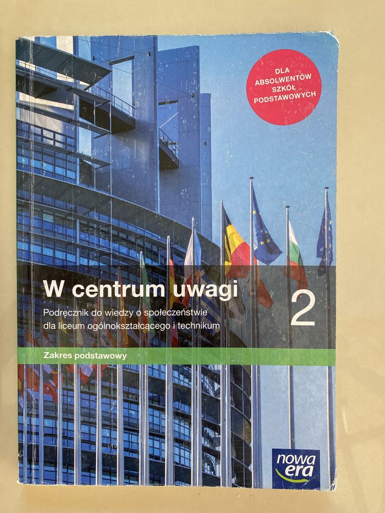 W centrum uwagi 1 i 2 podręcznik WOS