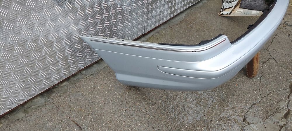 Zderzak tył Mercedes c-klasa W203 Amg lak: 775