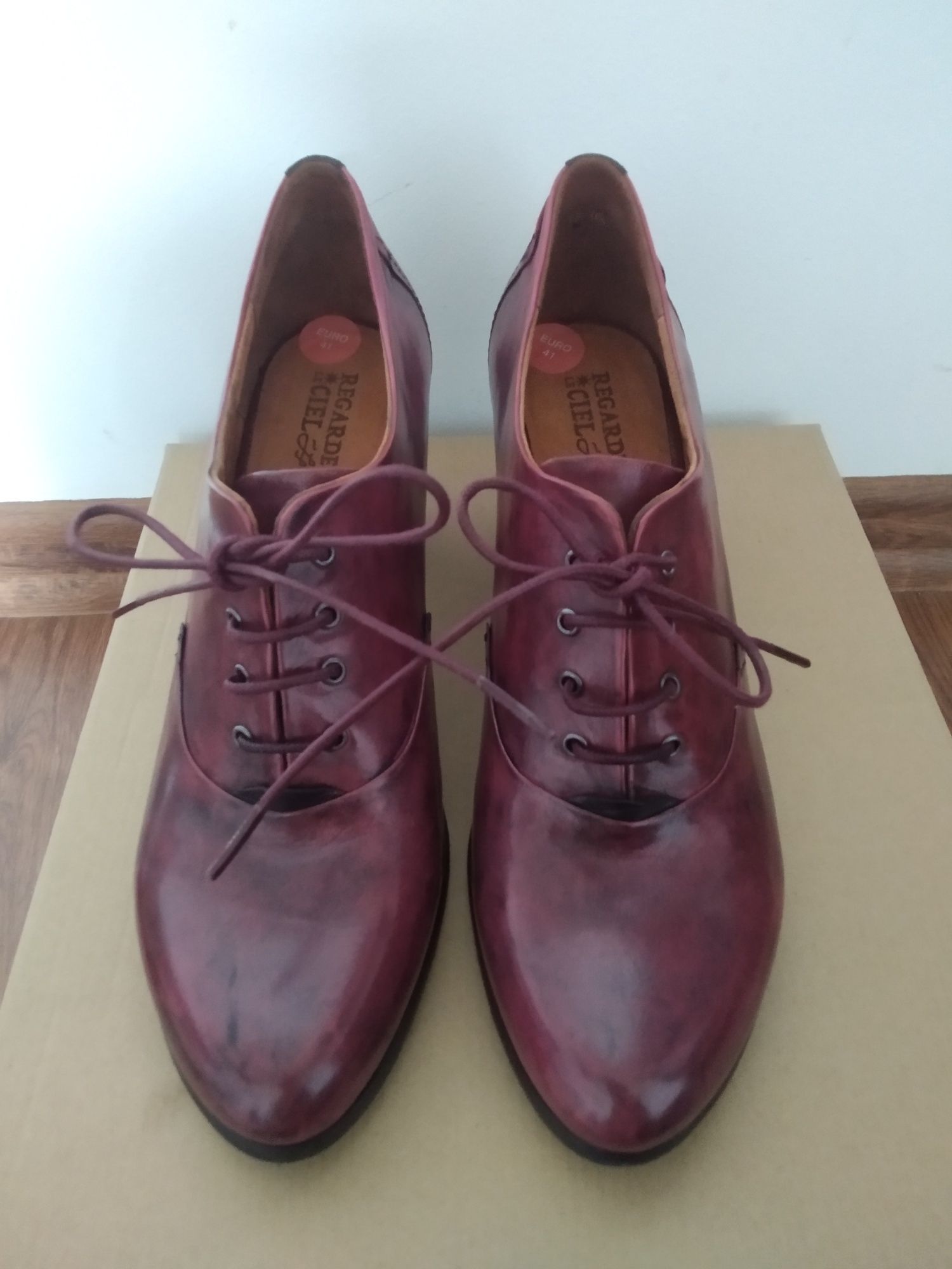 Buty na obcasie botki trzewiki sznurowane bordowe nowe skórzane tk max
