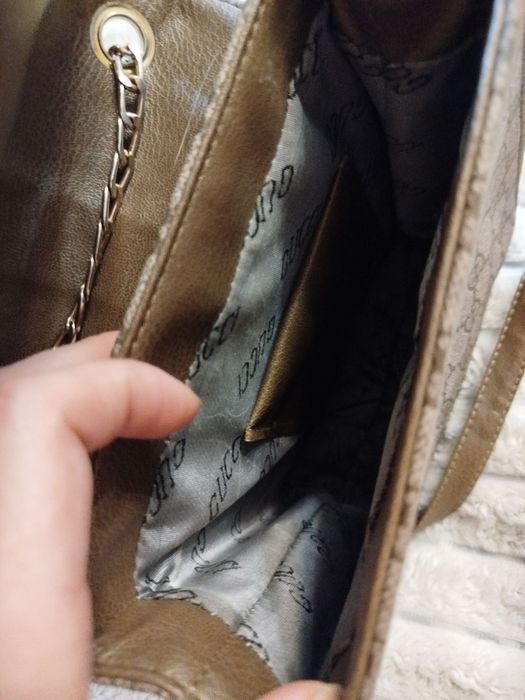 Стильна, сучасна жіноча сумка