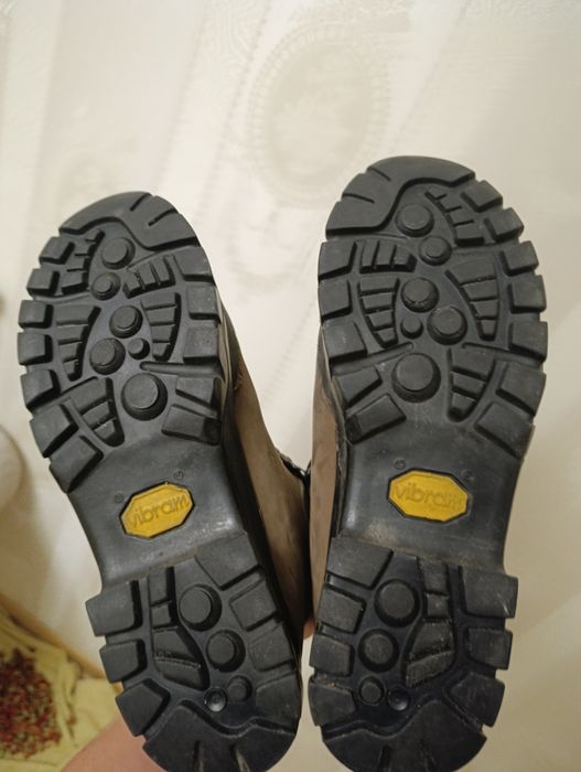 Трекінгові черевики Zamberlan