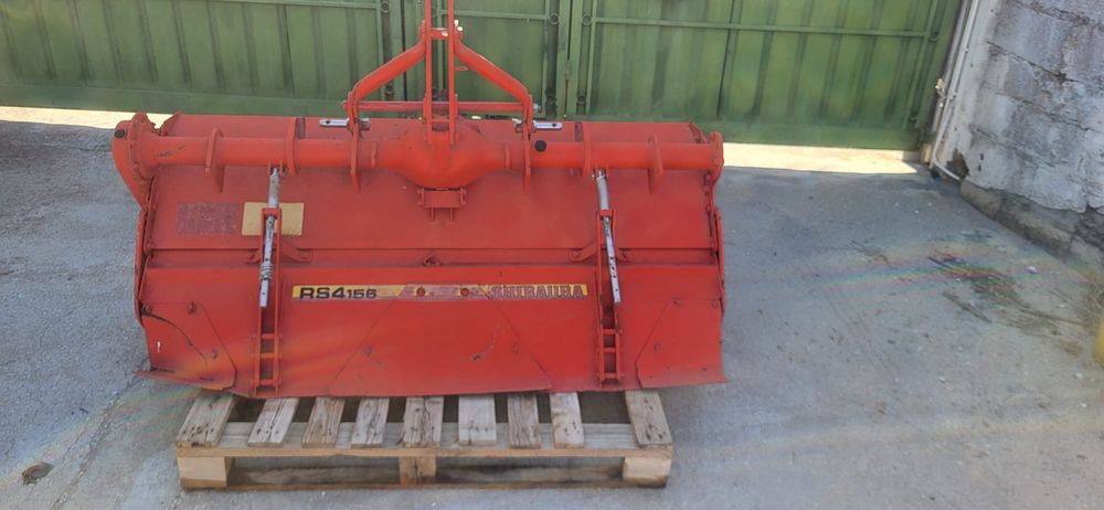 Frese universal para trator