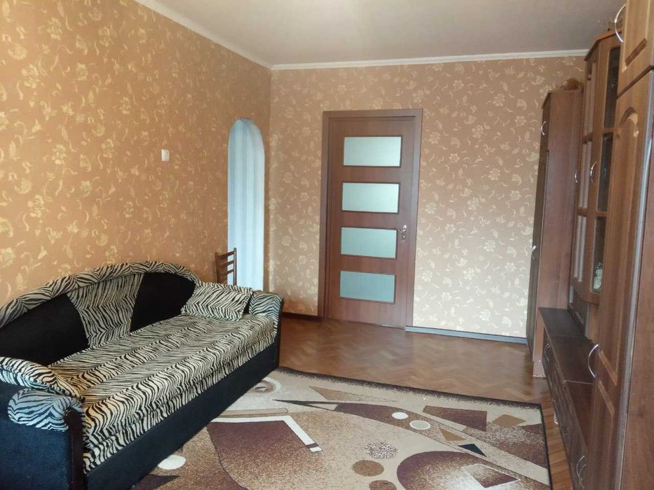 Сдам недорогую двухкомнатную на Салтовском шоссе