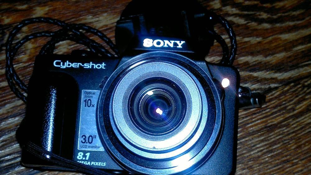 Продам фотоаппарат SONY DSC- H10 в отличном состоянии