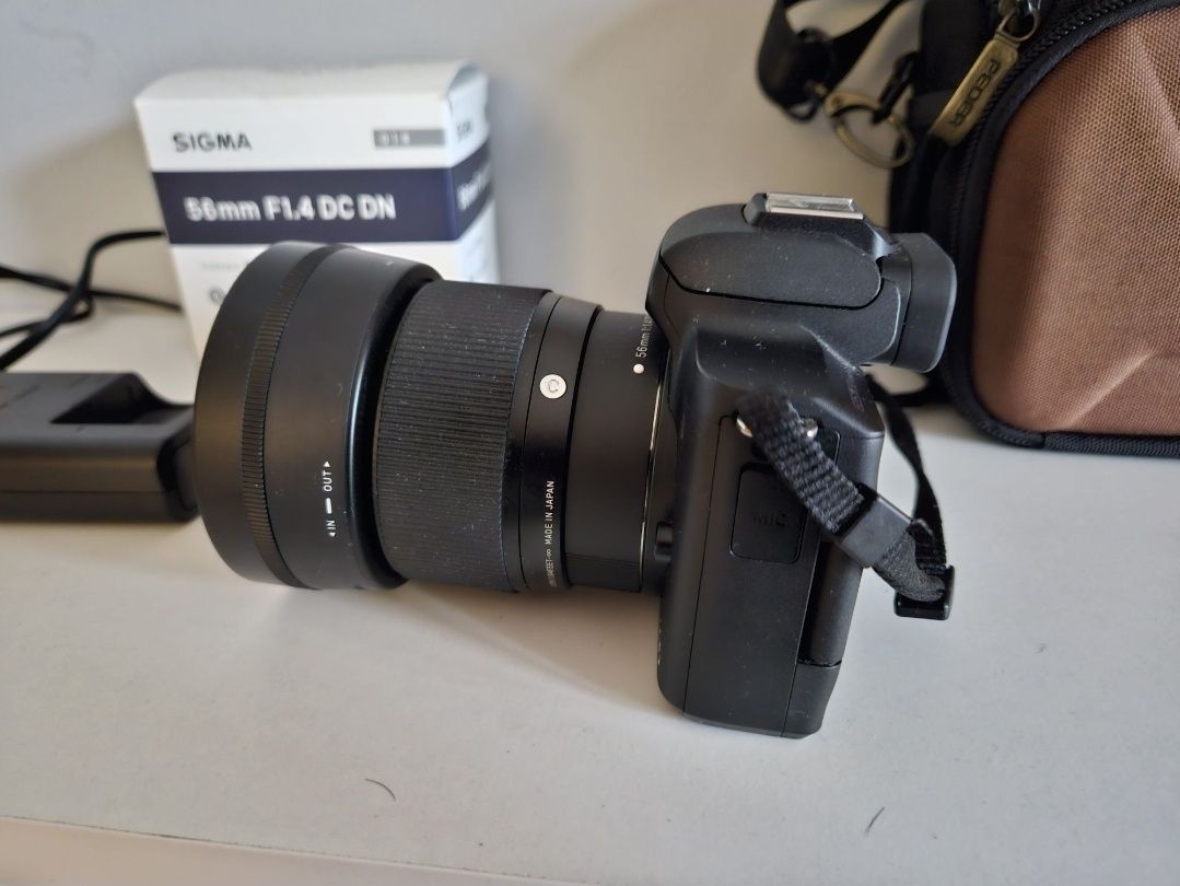 Canon EOS M50 Mark ll/ Sigma 56mm F1.4 ART