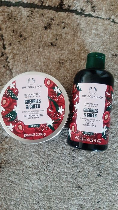 The body shop cherries & cheer