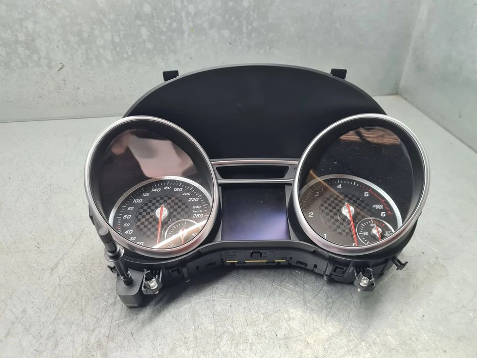 Quadrante / painel de instrumentos MERCEDES-BENZ Classe A (W176)