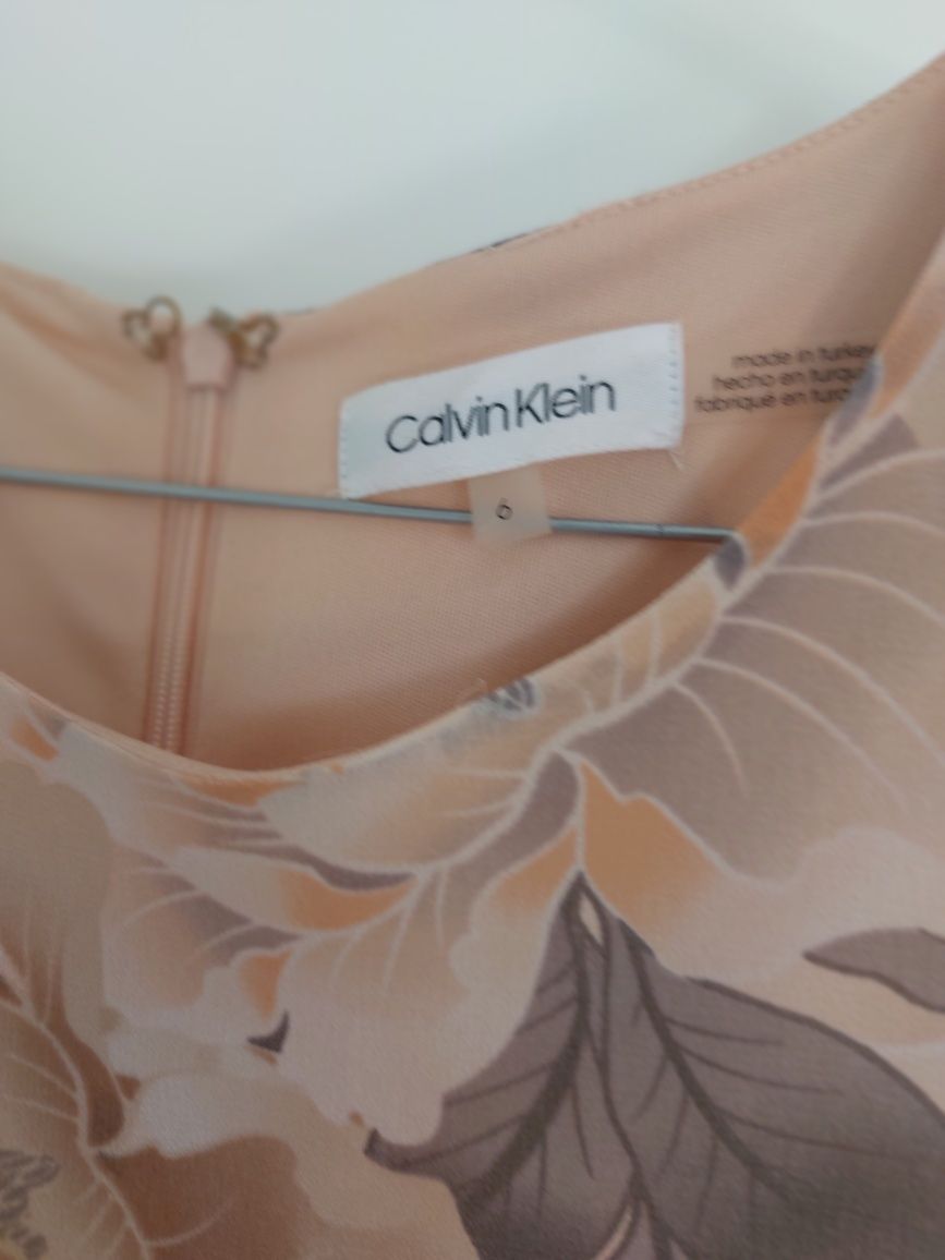 Vestido Calvin Klein