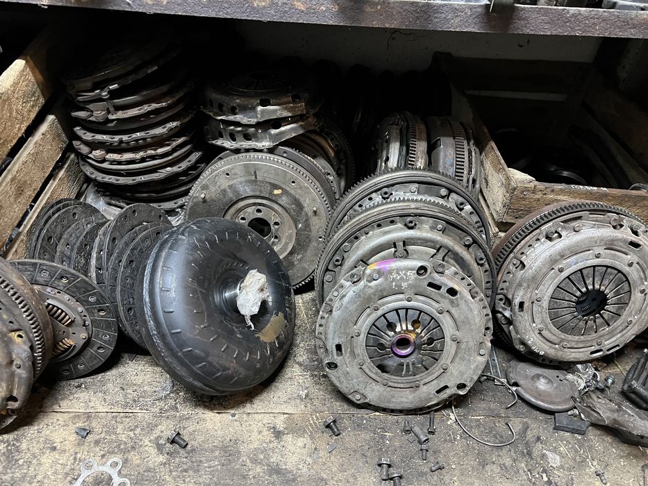 Демфер щеплення маховик Volkswagen Passat 5,6 Golf Bora Skoda Fabia