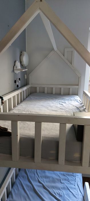 Łóżko piętrowe domek białe 160x80 materac