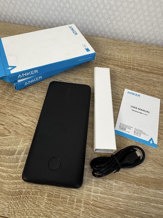 портативний зарядний пристрій Anker PowerCore Slim 10000