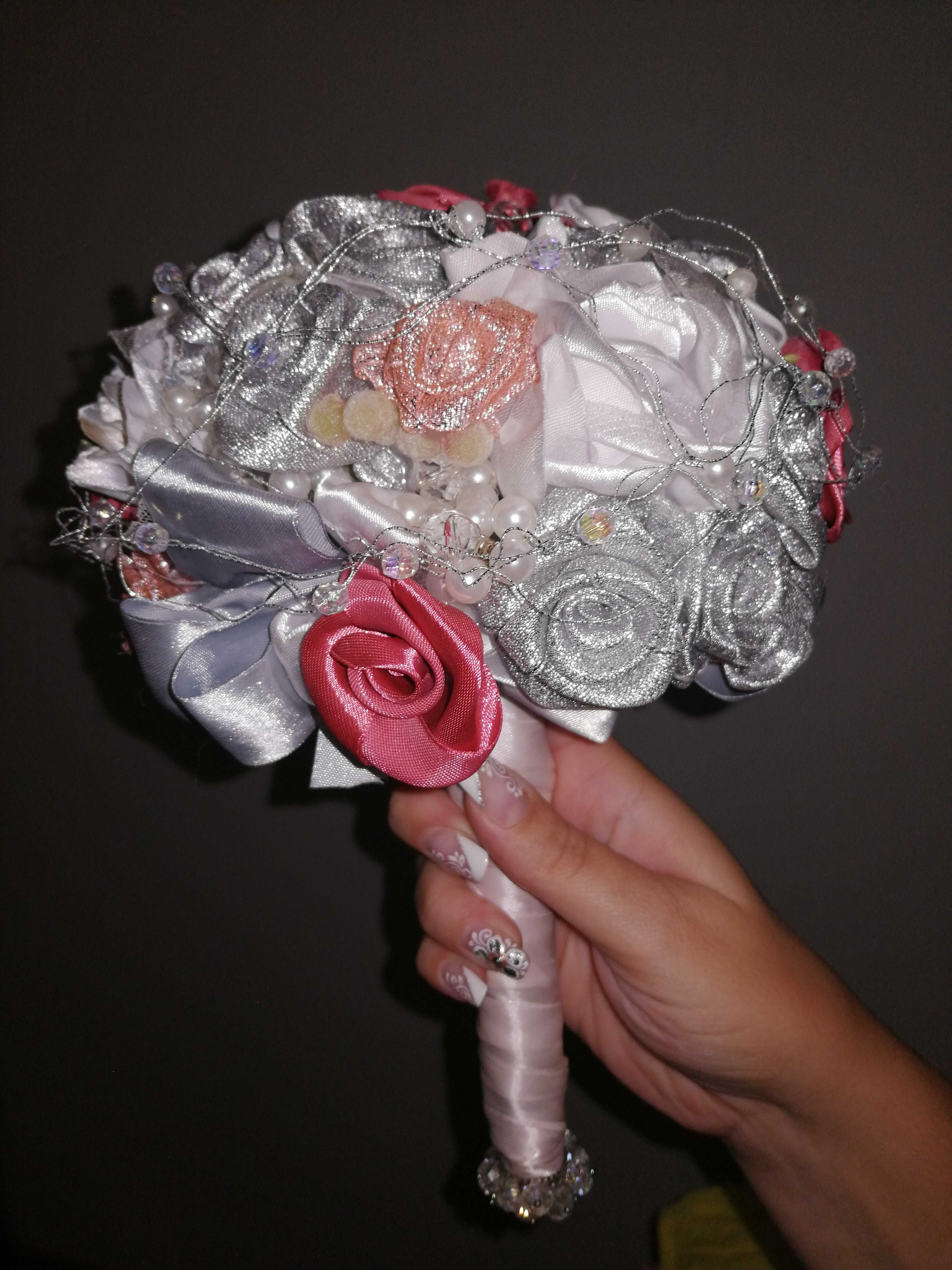 Bouquet de Noiva + Portal Alianças + Pulseira + Lapela Noivo