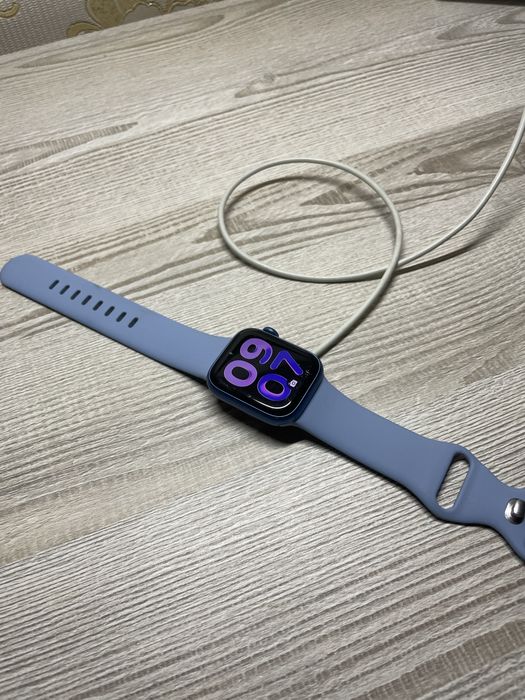 Apple Watch Series 7 41 мм gps 32gb