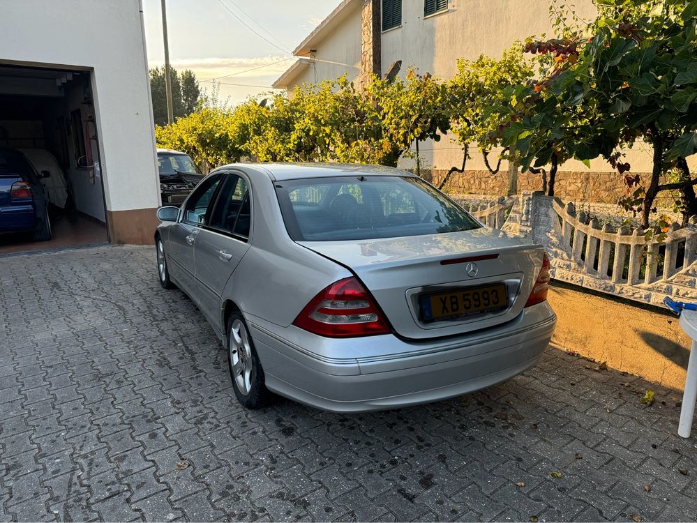 Material mercedes w203