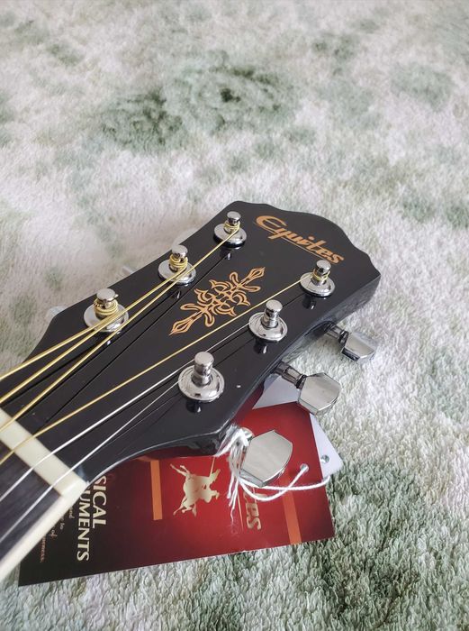 акустическая новая гитара черная регулируется гриф