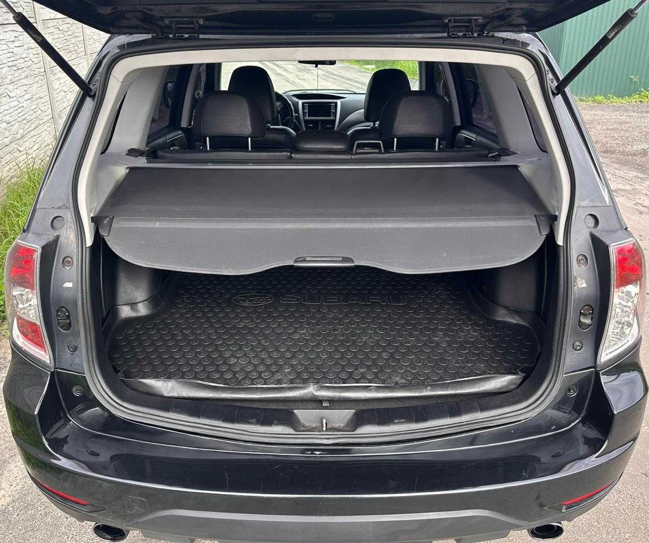 Subaru Forester 2.0D 2010 • Повний привід • Шкіра • Люк
