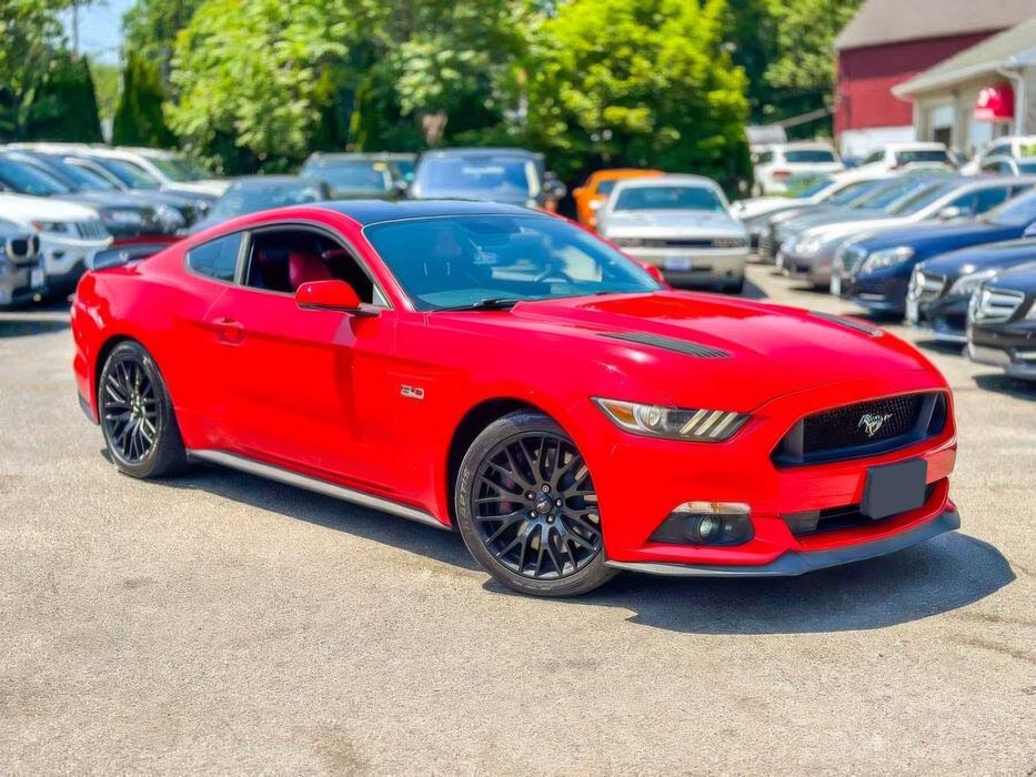 Ford Mustang GT Premium      2017