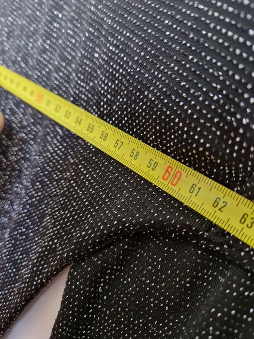 Brokatowa sukienka BELoVED – rozmiar 44/46