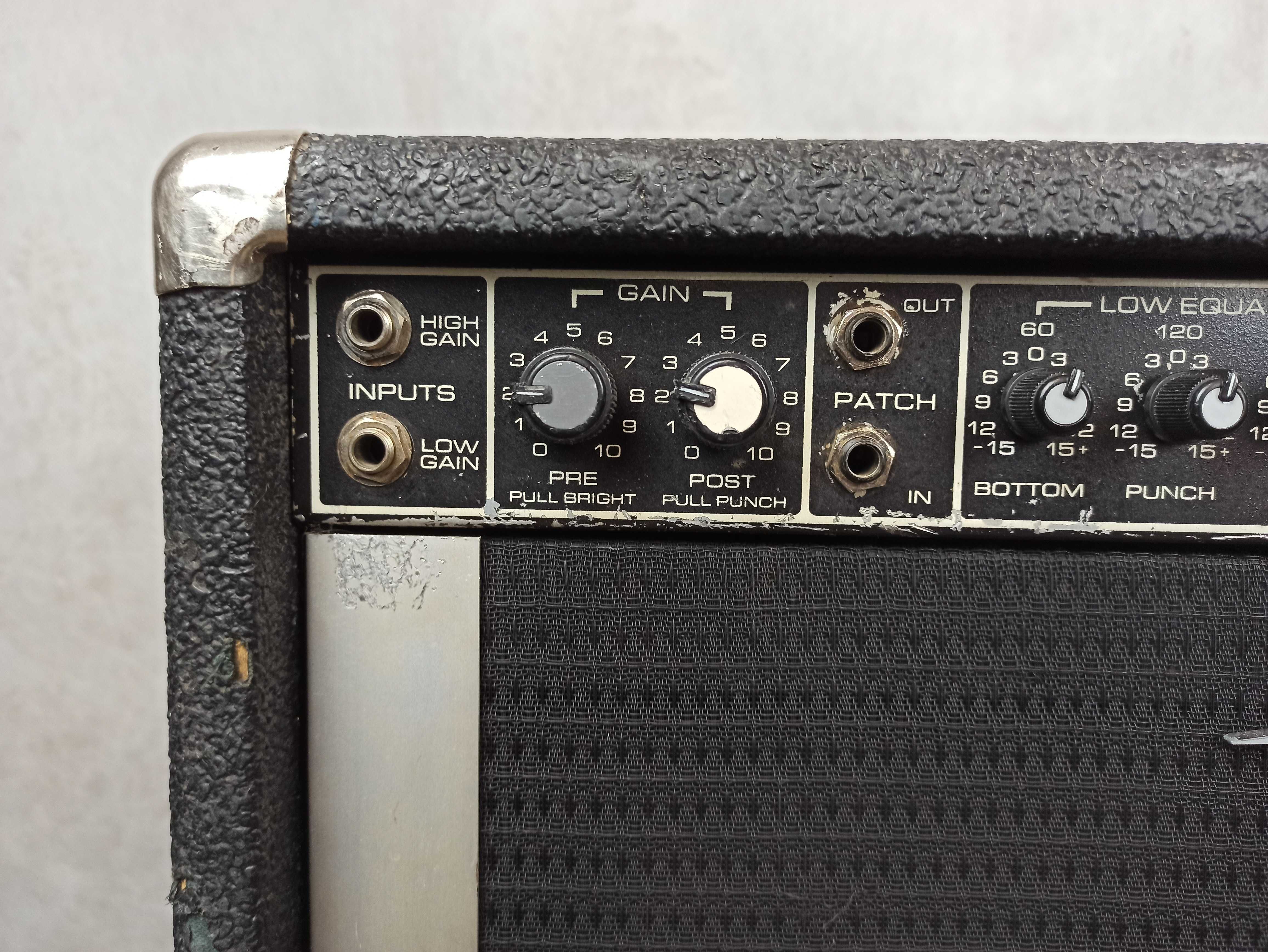 Peavey Combo 300 wzmacniacz basowy 80s USA