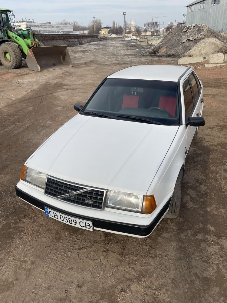 Вольво 440 Volvo