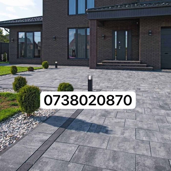 Укладання бруківки / облаштування двору