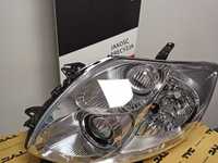 Toyota Auris 06-12 Lampa/Reflektor Przód Lewa strona