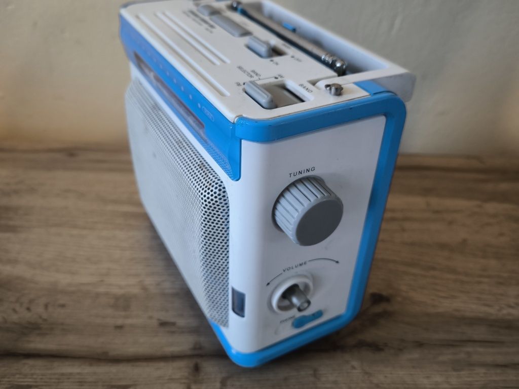 Radio przenośne BENCH KH2209 + baterie