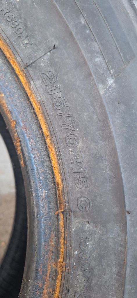 Opona 215/70R15C Brigistone