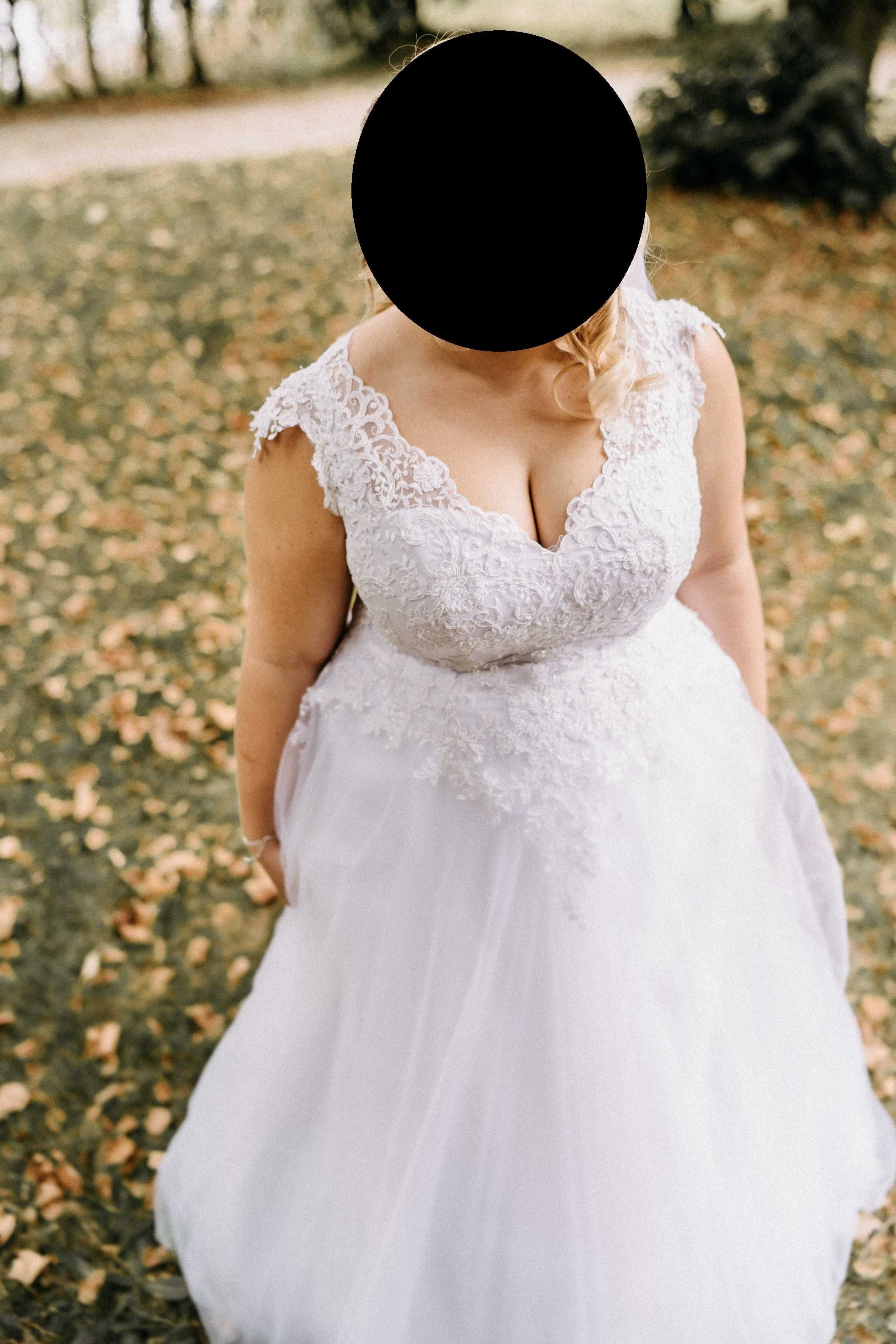 biała suknia ślubna plus size