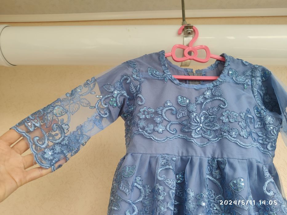 Стильне оригінальне плаття,сукня на свято,випускний,в церкву 116-122 р