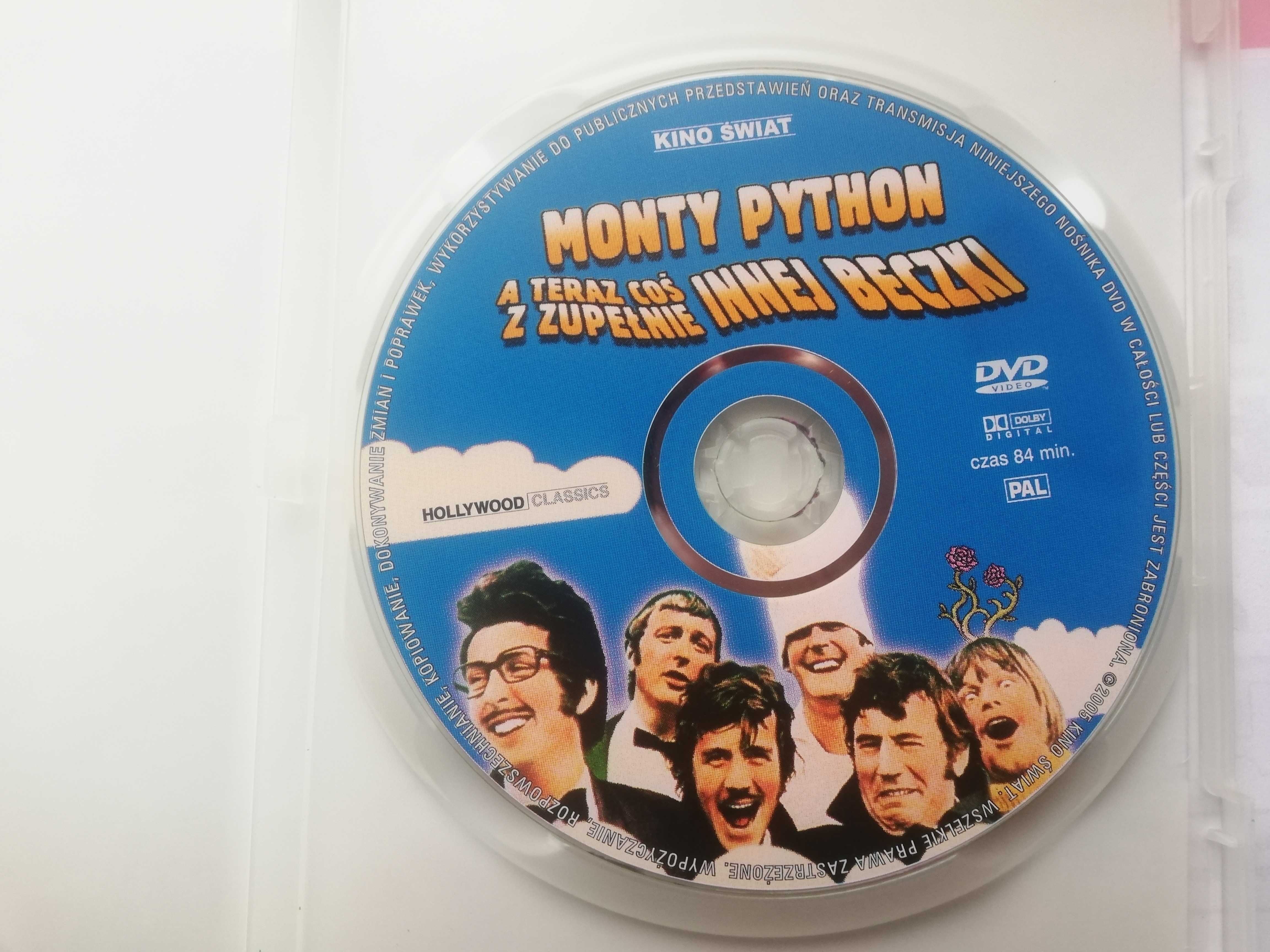 Monty Python - A teraz coś z zupełnie innej beczki .